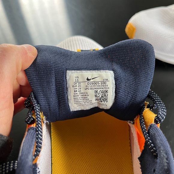 Nike WVU Men’s Athletic shoes - Picture 5 of 8